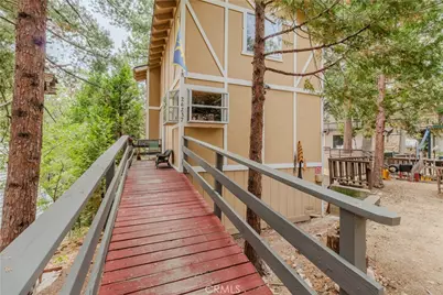 26237 Sky Ridge, Twin Peaks, CA 92391 - Photo 2