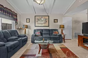 29159 Lotusgarden Dr, Canyon Country, CA 91387 - Photo 8