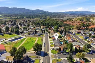 29159 Lotusgarden Dr, Canyon Country, CA 91387 - Photo 34