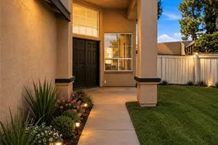 12006 Overland Ct, Fontana, CA 92337 - Photo 2