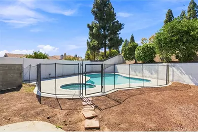12006 Overland Court, Fontana, CA 92337 - Photo 32