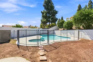 12006 Overland Ct, Fontana, CA 92337 - Photo 32