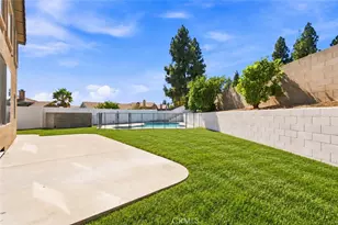 12006 Overland Ct, Fontana, CA 92337 - Photo 30