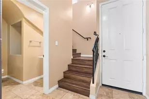 11379 Villa Del Sol, Pacoima, CA 91331 - Photo 16