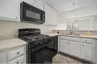 1754 Shady Oaks Court, Azusa, CA 91702 - Photo 12