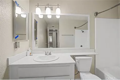 1754 Shady Oaks Court, Azusa, CA 91702 - Photo 18