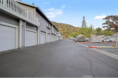 1754 Shady Oaks Court, Azusa, CA 91702 - Photo 32