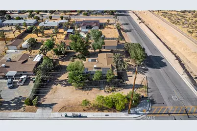 56484 Onaga, Yucca Valley, CA 92284 - Photo 10