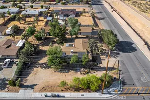 56484 Onaga, Yucca Valley, CA 92284 - Photo 10