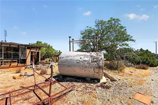 23503 E Ave Z, Llano, CA 93544 - Photo 10