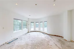 742 Greenridge Dr, La Canada Flintridge, CA 91011 - Photo 20
