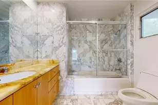 742 Greenridge Dr, La Canada Flintridge, CA 91011 - Photo 38
