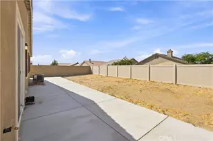 11824 Bobcat Hills Ln, Victorville, CA 92392 - Photo 34