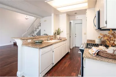 809 Tiverton Court, San Dimas, CA 91773 - Photo 10