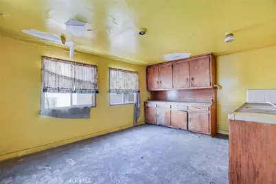828 W 73rd, Los Angeles, CA 90044 - Photo 52