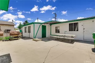 828 W 73rd, Los Angeles, CA 90044 - Photo 28