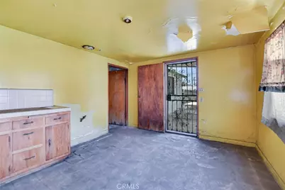 828 W 73rd, Los Angeles, CA 90044 - Photo 54