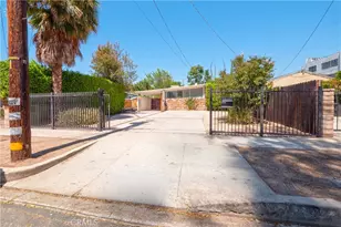 18527 Napa St, Northridge, CA 91324 - Photo 1