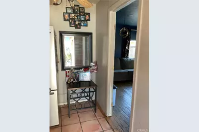 21803 Devlin Avenue, Hawaiian Gardens, CA 90716 - Photo 8