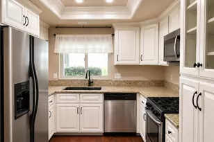 190 W Grove St, Pomona, CA 91767 - Photo 2