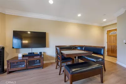 1515 Grismer #202, Burbank, CA 91504 - Photo 6