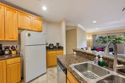 1515 Grismer #202, Burbank, CA 91504 - Photo 14