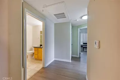 1515 Grismer #202, Burbank, CA 91504 - Photo 16