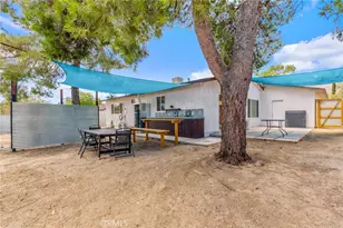 10931 Knobb, Morongo Valley, CA 92256 - Photo 14