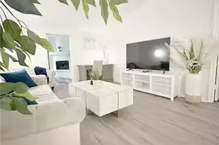 8845 Mentone, Riverside, CA 92503 - Photo 10