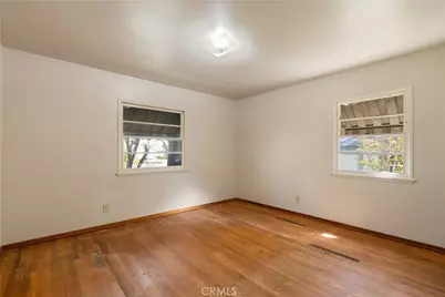 1195 N Campus Avenue, Upland, CA 91786 - Photo 8