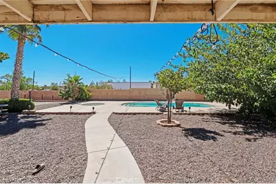 10245 Joshua, Oak Hills, CA 92344 - Photo 46