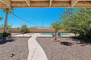 10245 Joshua, Oak Hills, CA 92344 - Photo 46