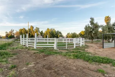 20265 Woodward, Perris, CA 92570 - Photo 34