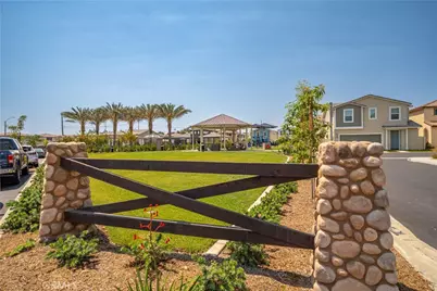 36612 Desert Tortoise Road, Murrieta, CA 92563 - Photo 18