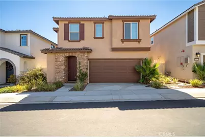 36612 Desert Tortoise Road, Murrieta, CA 92563 - Photo 2
