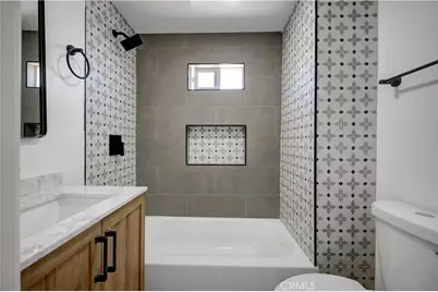 3515 S Norton, Los Angeles, CA 90018 - Photo 30