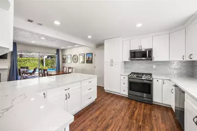 221 Phlox Avenue, Redlands, CA 92373 - Photo 10