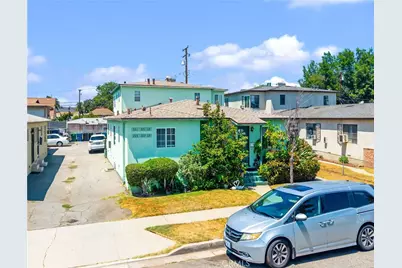 221 S Bushnell Avenue, Alhambra, CA 91801 - Photo 16