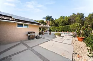 6 Los Felis, Phillips Ranch, CA 91766 - Photo 40
