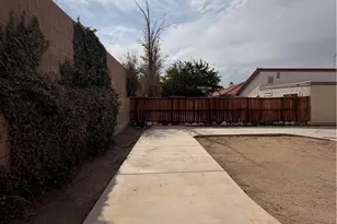 16241 Tokay, Victorville, CA 92395 - Photo 2