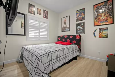 16773 Buttonwood Lane, Fontana, CA 92336 - Photo 8