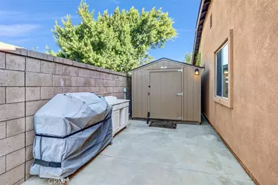 15381 Mallard, Fontana, CA 92336 - Photo 30