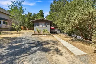 101 Weisshorn, Crestline, CA 92325 - Photo 2
