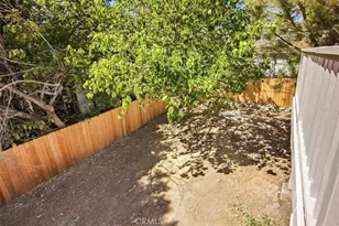 10237 Silverton, Tujunga, CA 91042 - Photo 32