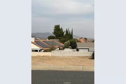 13135 Autumn Leaves, Victorville, CA 92395 - Photo 2