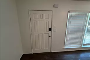 22538 Berdon St, Woodland Hills, CA 91367 - Photo 4