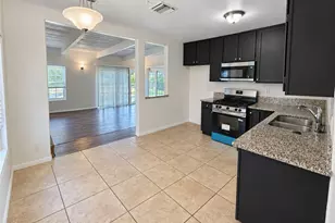 22538 Berdon St, Woodland Hills, CA 91367 - Photo 8