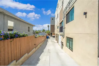 327 N Chicago, Los Angeles, CA 90033 - Photo 4