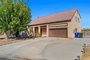 15080 Birdie Ln, Helendale, CA 92342 - Photo 4