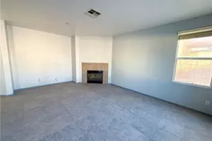 7565 Blue Mist Ct, Fontana, CA 92336 - Photo 6